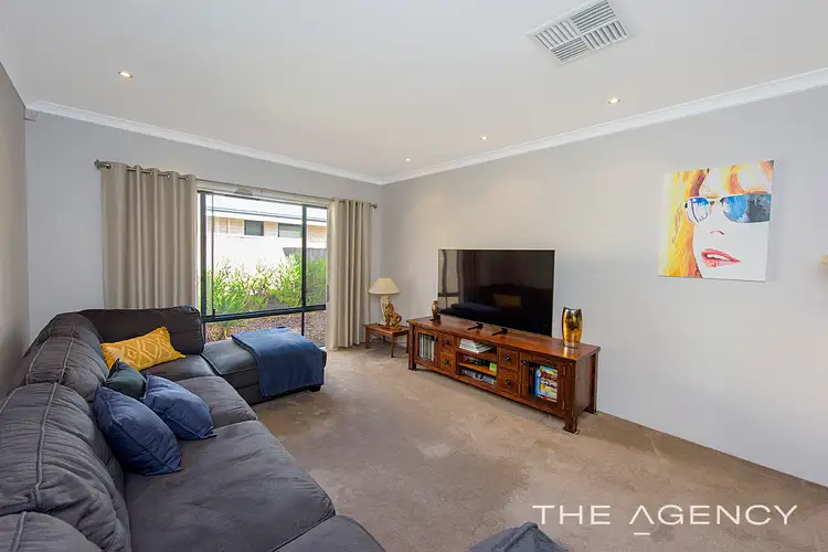 Fifth view of Homely house listing, 18 Marsupial Bend, Broadwater WA 6280