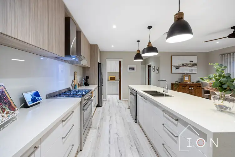 Fifth view of Homely house listing, 7 Knightsford Avenue, Clyde VIC 3978