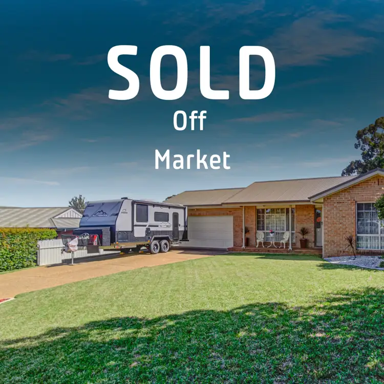 1 Ellwood Close, Bourkelands NSW 2650