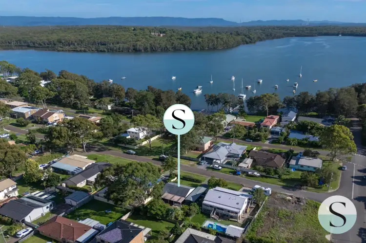6 Bay Street, Wyee Point NSW 2259
