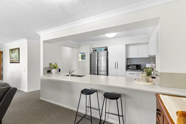 Sixth view of Homely unit listing, 28/3 Bronberg Court, Southport QLD 4215
