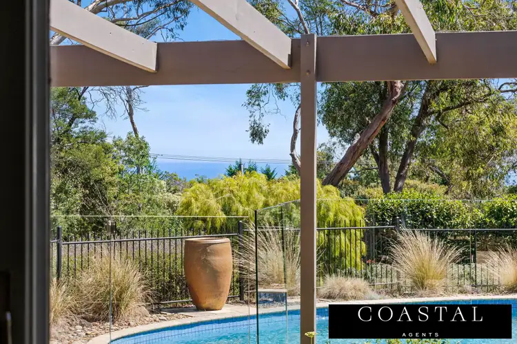 13 Fernshaw Place, Mount Eliza VIC 3930
