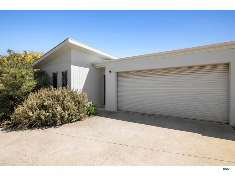 2/7 Koomeela Drive, Torquay VIC 3228