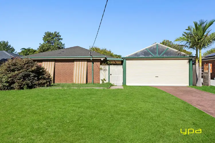10 Elaine Court, Cranbourne VIC 3977