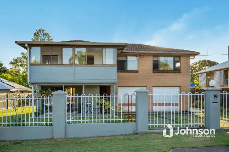 19 Siemons Street, One Mile QLD 4305
