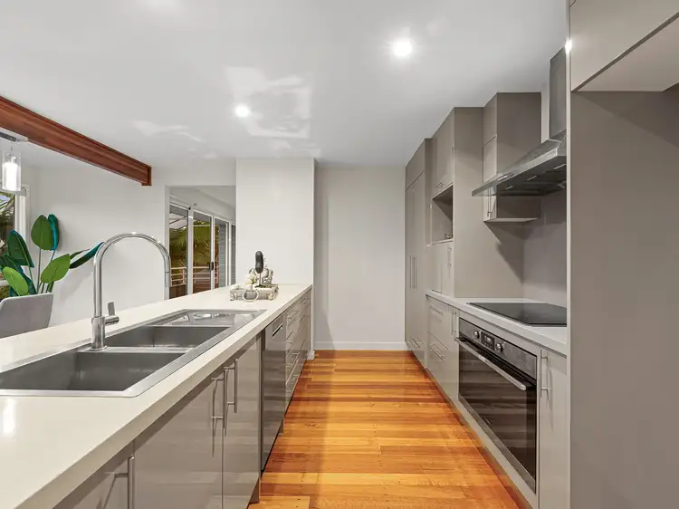 Fifth view of Homely house listing, 9 Hakea Crescent, Chapel Hill QLD 4069