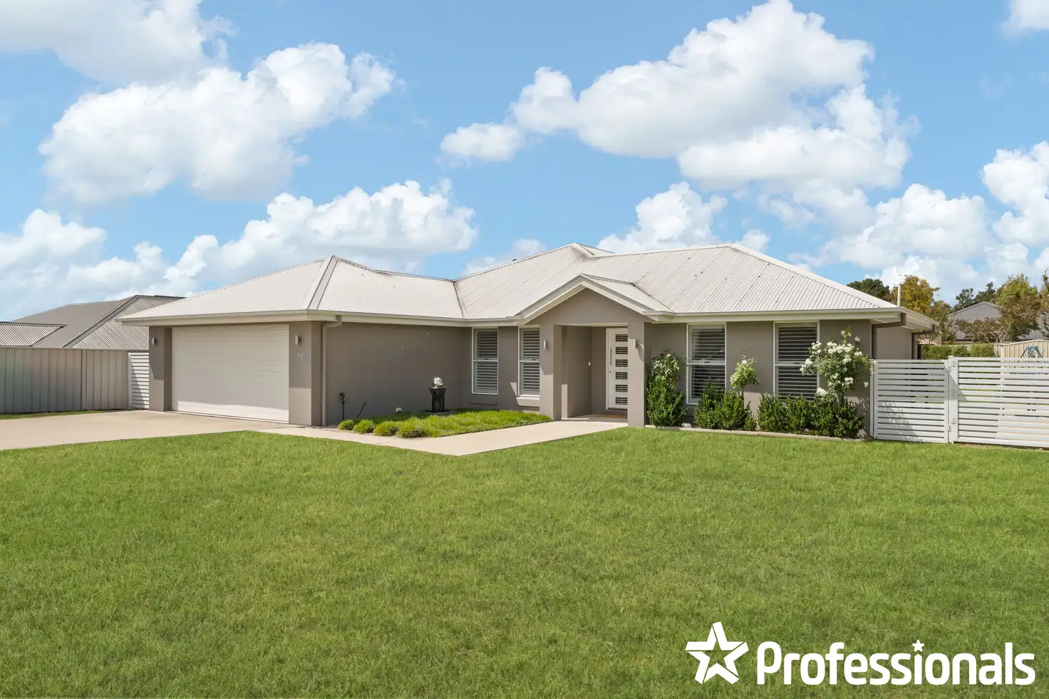 Main view of Homely house listing, 28 Cheviot Drive, Kelso NSW 2795
