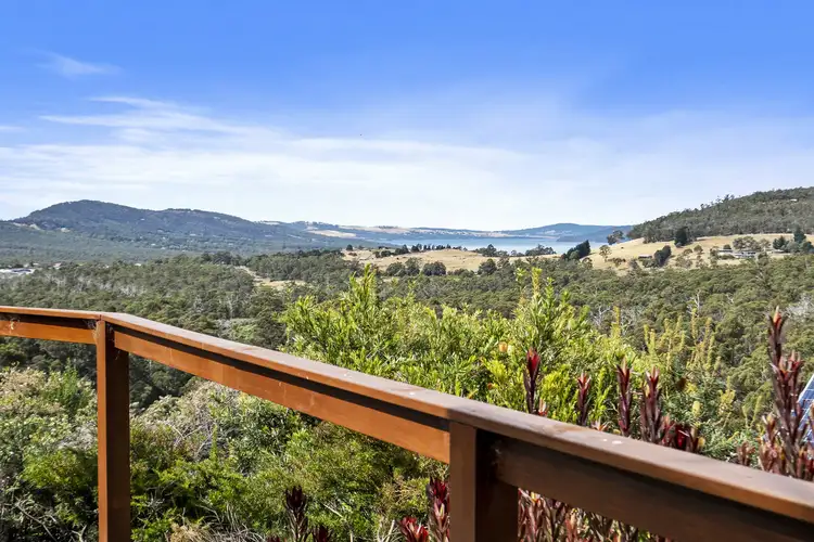 16 Mount Pleasant Road, Kingston TAS 7050