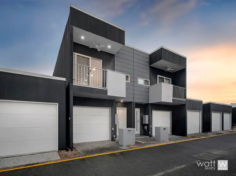 Main view of Homely semi-detached listing, 6 Robbins Lane, Fitzgibbon QLD 4018