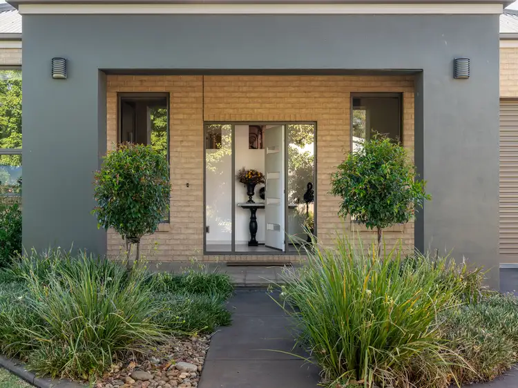 Second view of Homely house listing, 5 Shiraz Court, Wangaratta VIC 3677
