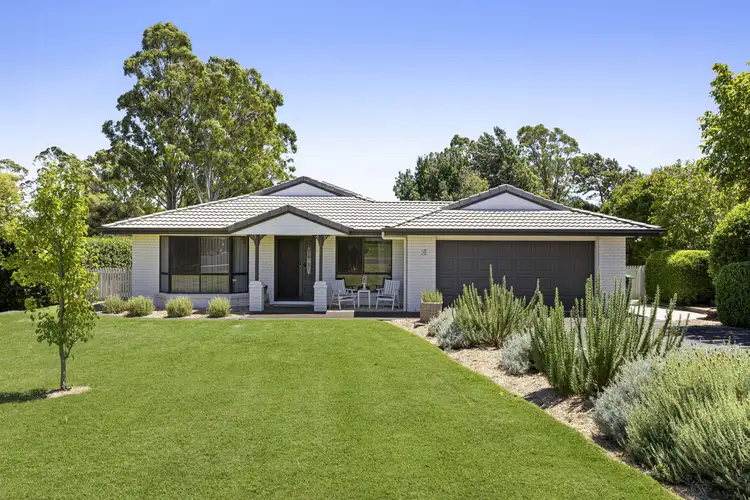 16 Flamingo Road