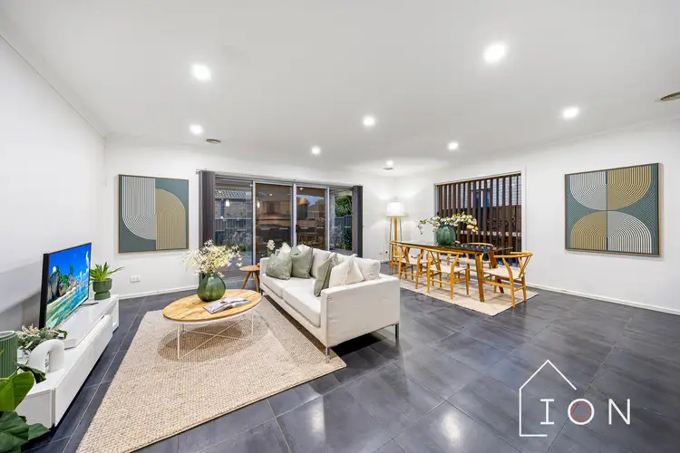 Fifth view of Homely house listing, 39 Everly Circuit, Pakenham VIC 3810