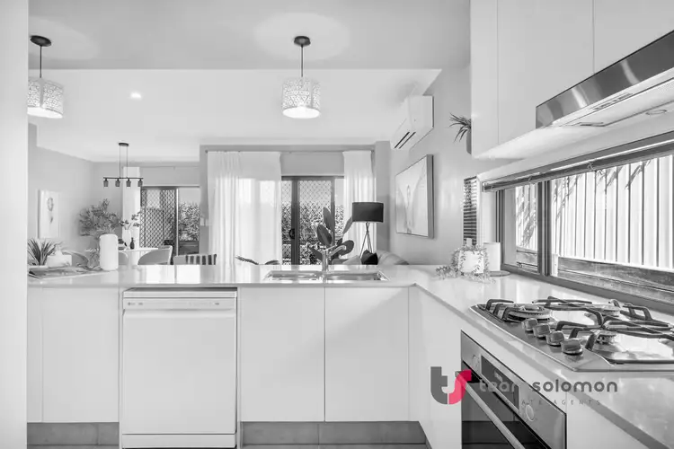 Main view of Homely townhouse listing, 4/8 Bond Street, Cleveland QLD 4163