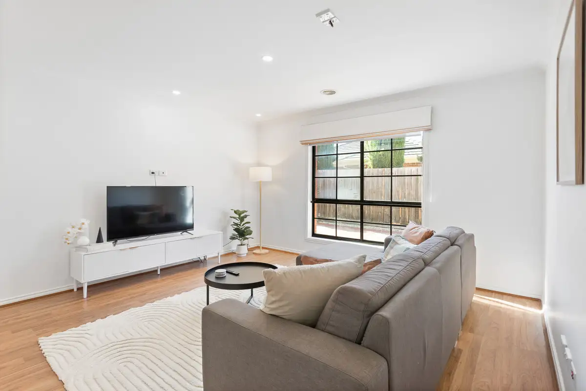 Main view of Homely townhouse listing, 2/262 Melrose Drive, Tullamarine VIC 3043