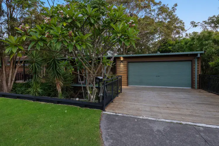 11 Spinnaker Ridge Way, Belmont NSW 2280