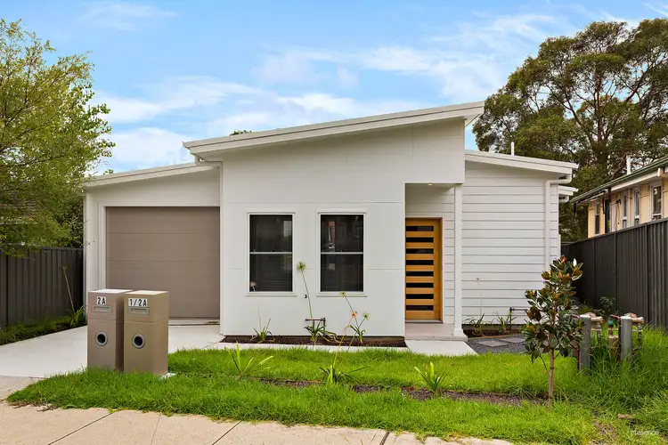 2A Stannett Street