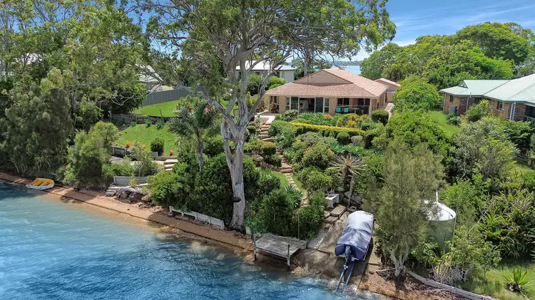 86 Canaipa Point Drive, Russell Island QLD 4184