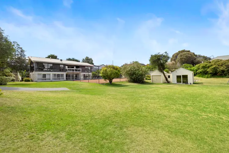 828-832 Melbourne Road, Sorrento VIC 3943