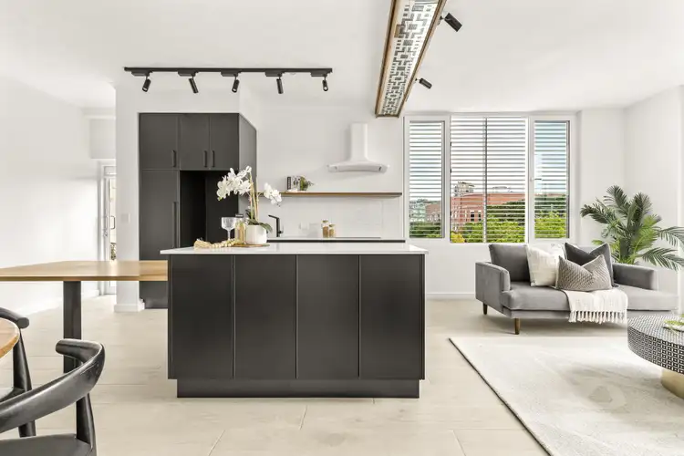 Third view of Homely apartment listing, 5/46 Chermside Street, Teneriffe QLD 4005