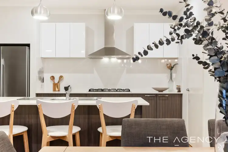 Sixth view of Homely house listing, 16 Yarrow Street, Treeby WA 6164