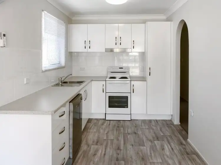 Second view of Homely house listing, 31 Rose Street, Koongal QLD 4701
