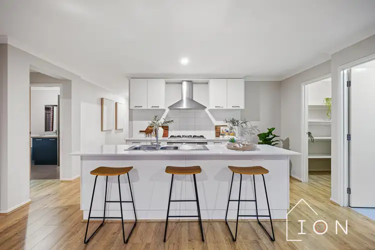 Fifth view of Homely house listing, 10 Yarra Street, Clyde VIC 3978