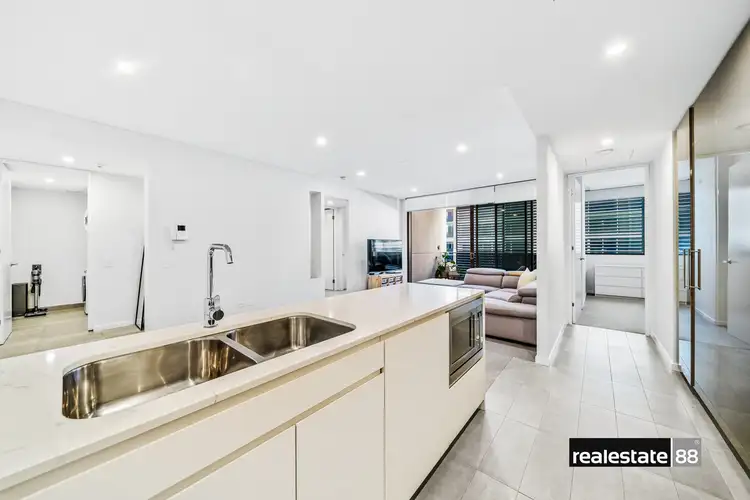 215/8 Moreau Parade, East Perth WA 6004