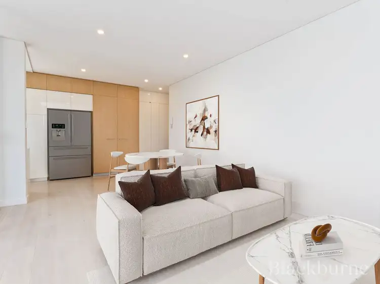 8 Riversdale Road