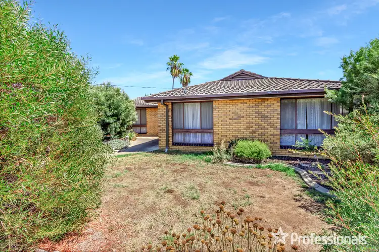 6 Boswell Avenue, Tolland NSW 2650