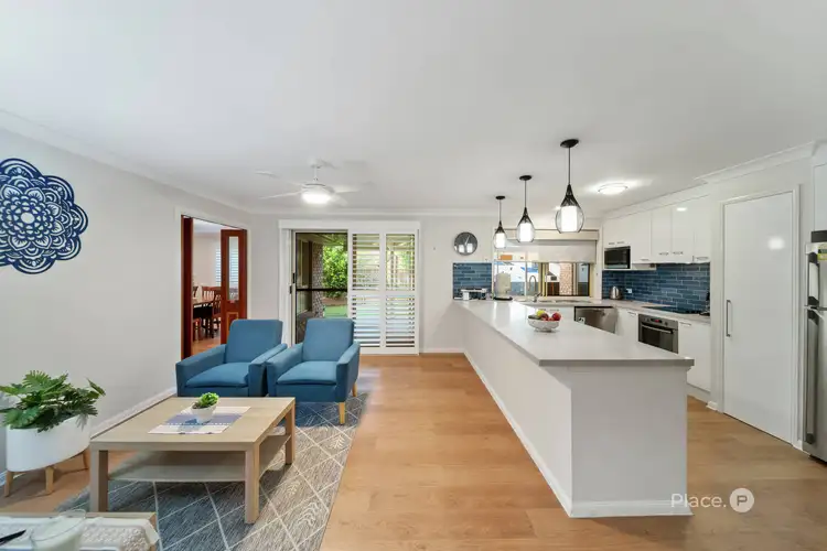 16 Fernhill Place