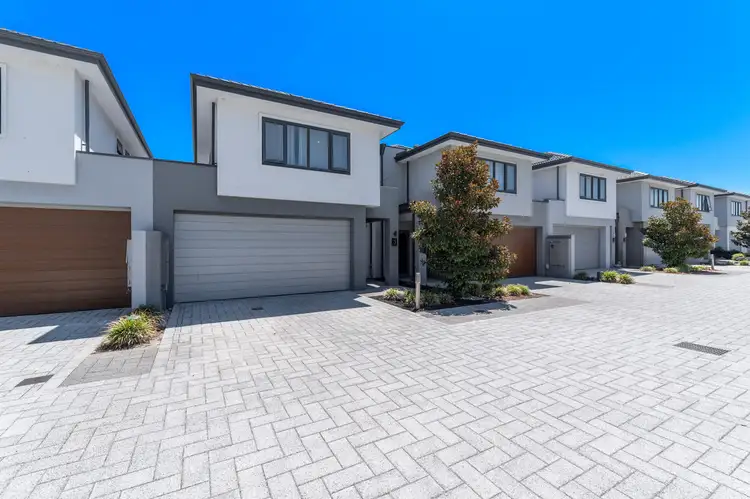 3/32 Peninsula Road