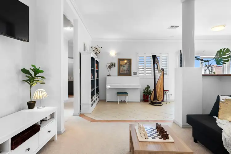 8/9 St Marks Drive, Hillarys WA 6025