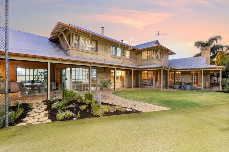 Second view of Homely house listing, 4 Parkvista Grove, Carine WA 6020