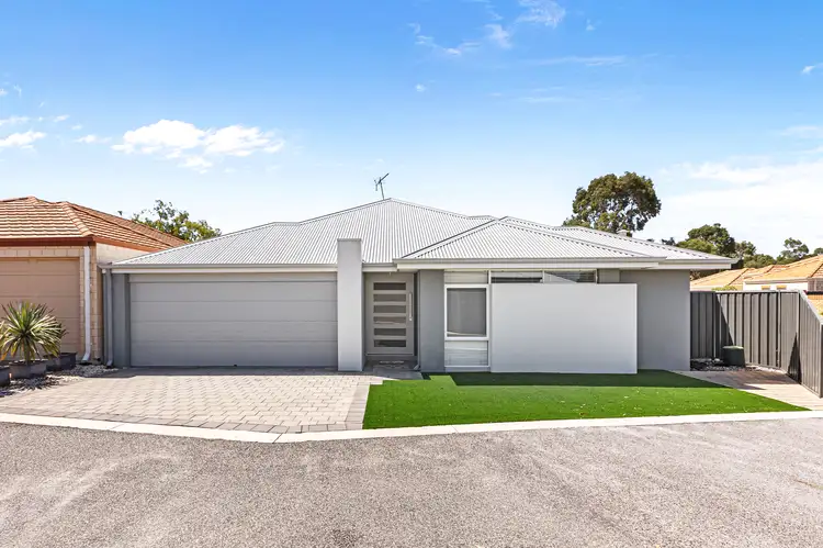1 / 3 Willeroo Chase, Carramar WA 6031