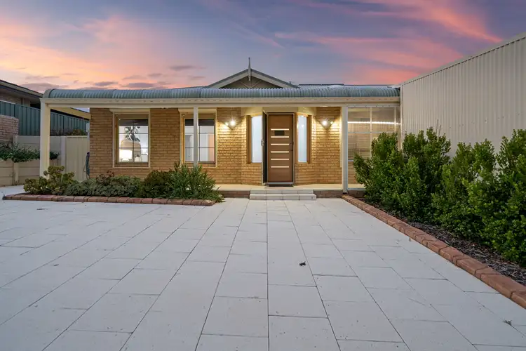 20 Castlegate Way, Woodvale WA 6026