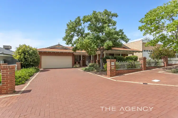 25 Stonesfield Court, Padbury WA 6025
