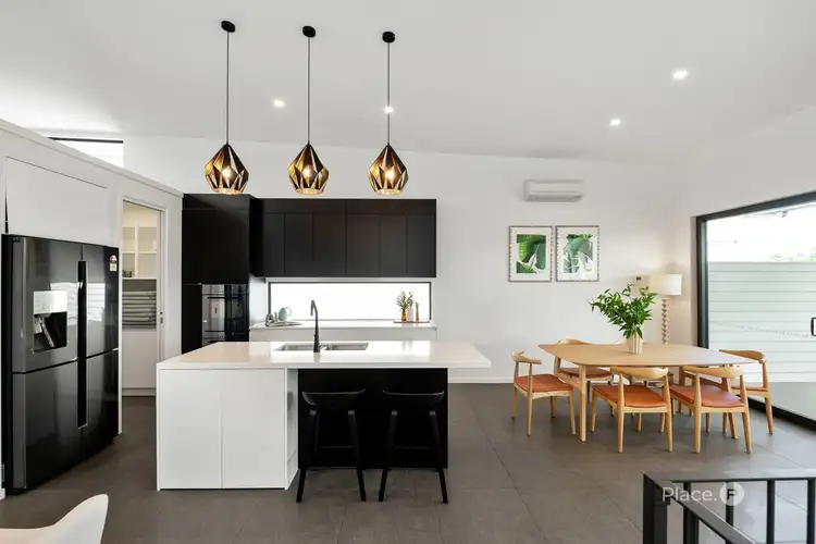 2/59 Ison Street, Morningside QLD 4170