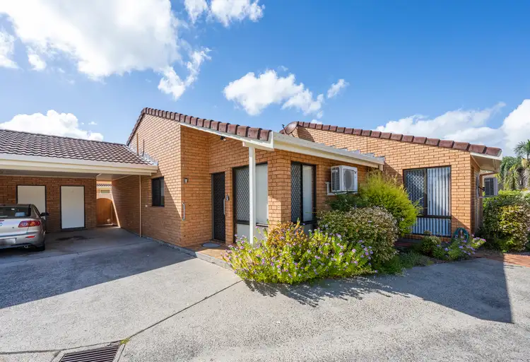 5 Eversley Place