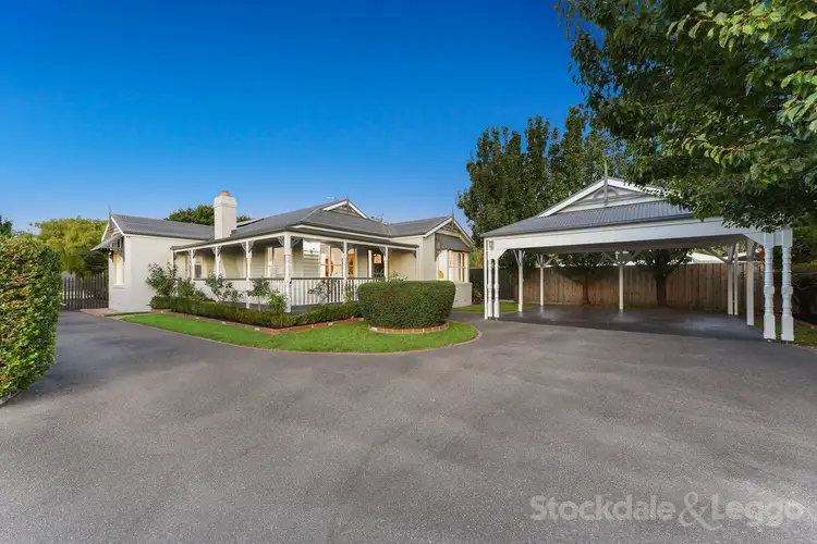 14 Petrel Close