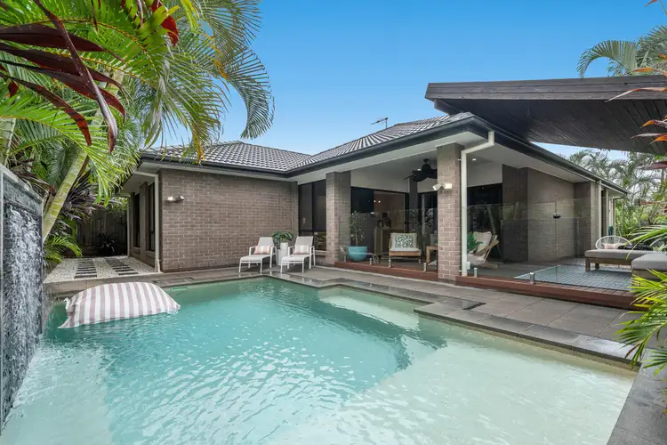 12 Hoskins Drive
