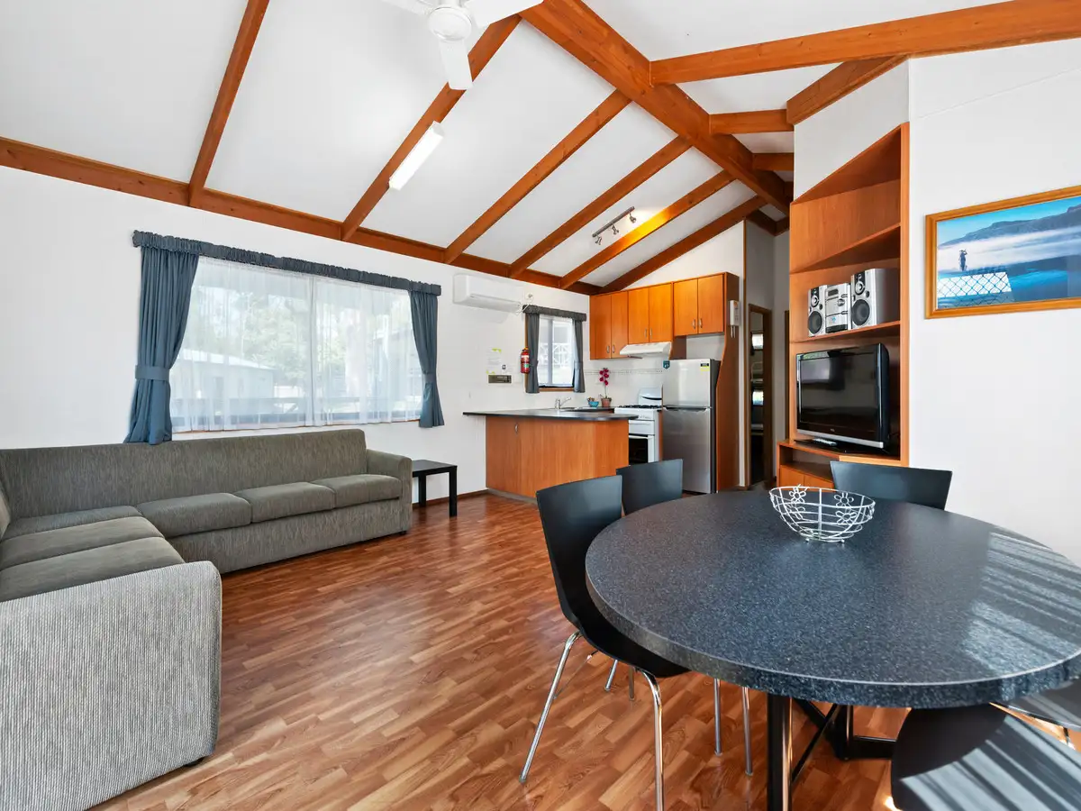 Main view of Homely unit listing, 19/1 Mairburn Road, Metung VIC 3904