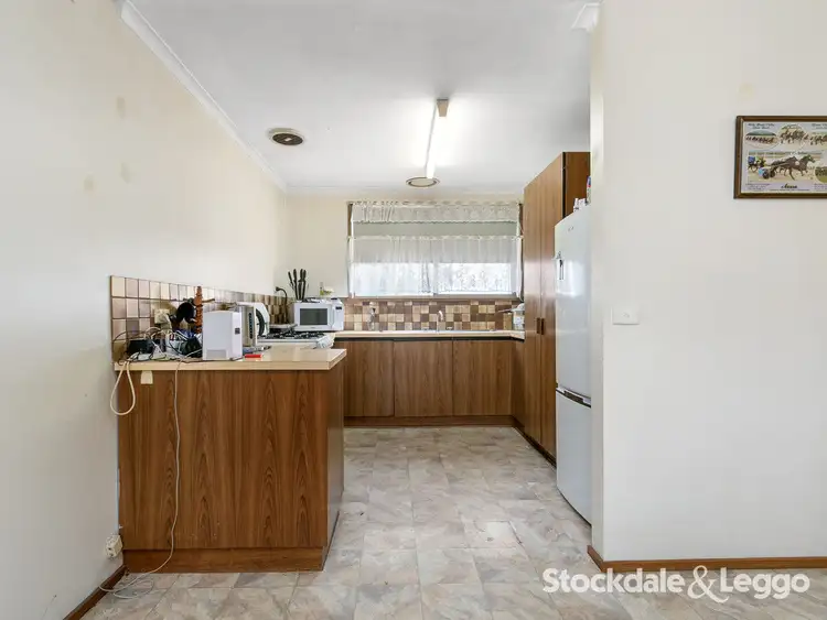 Fifth view of Homely unit listing, 100 Grubb Avenue, Traralgon VIC 3844