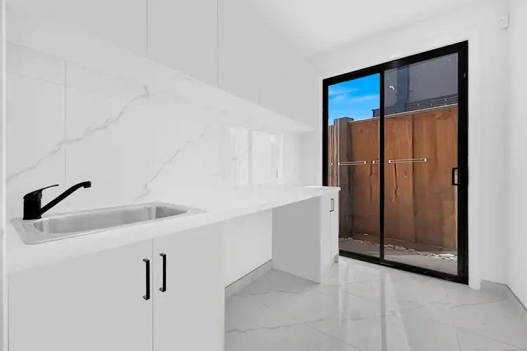 Seventh view of Homely house listing, 5 Leadbeater Circuit, Beveridge VIC 3753