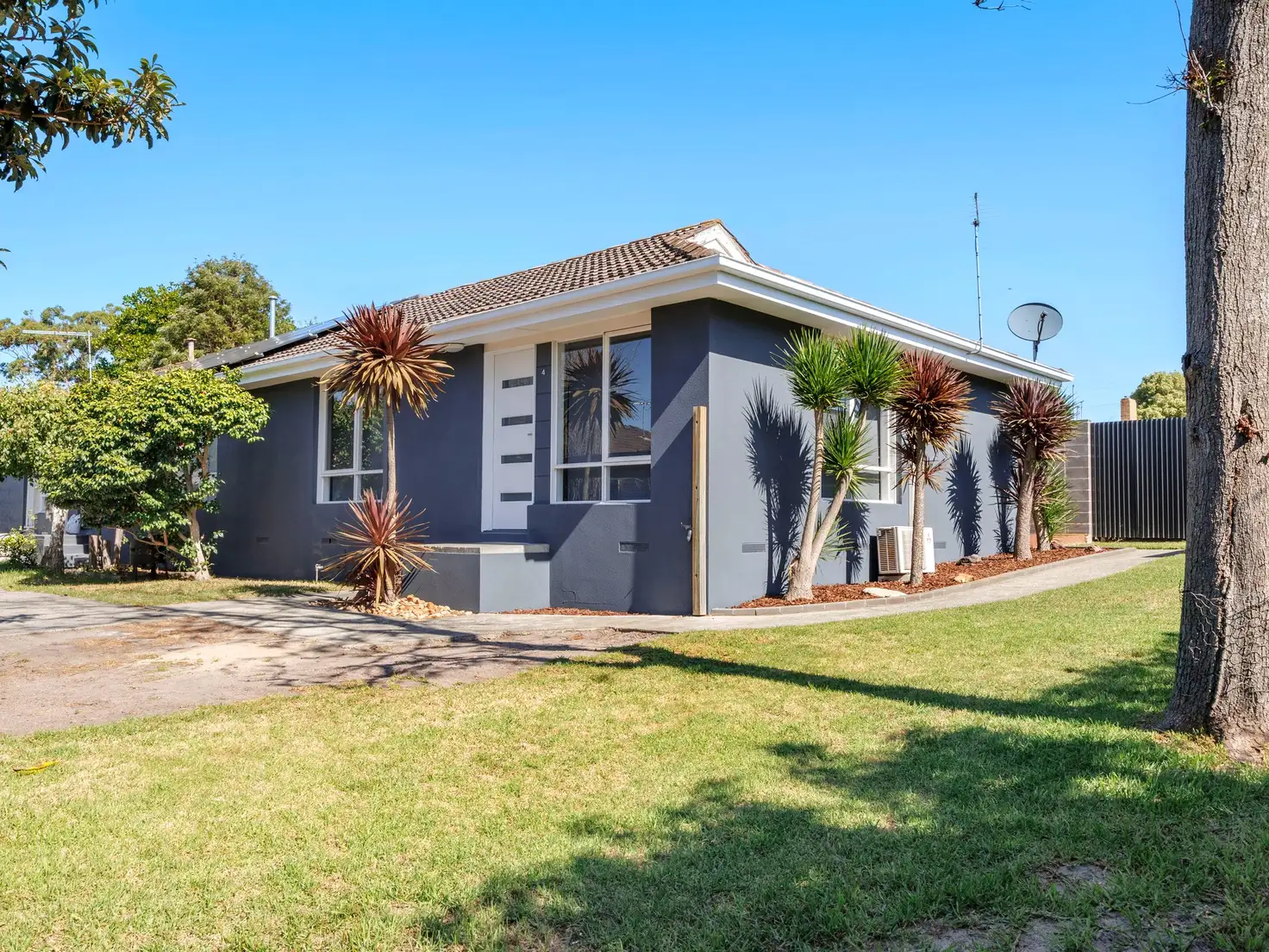 Main view of Homely unit listing, 4/3 Wood Street, Mornington VIC 3931