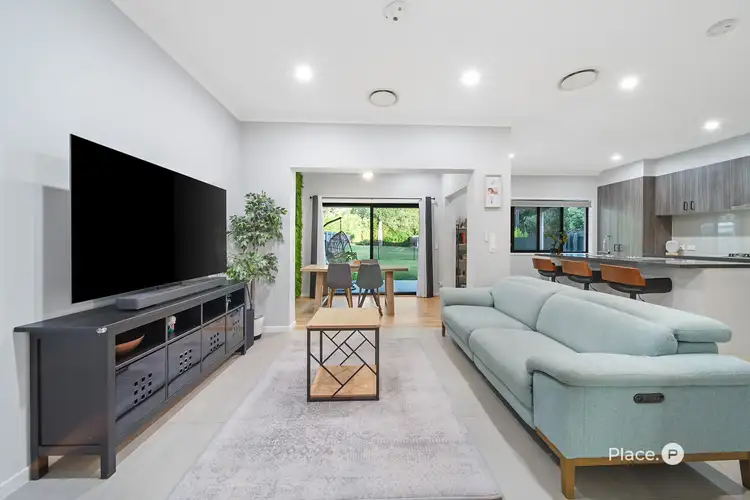 63 Dianthus Place, Calamvale QLD 4116