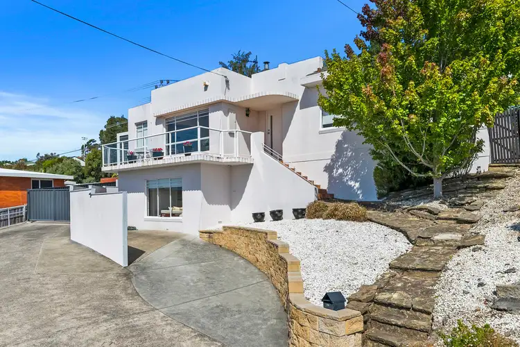 24 Gordon Avenue