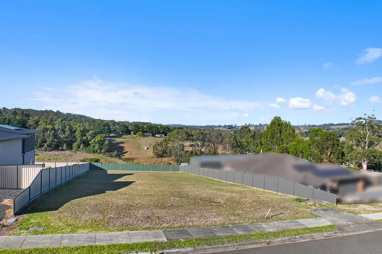 11 Peters Way, Neerim South VIC 3831