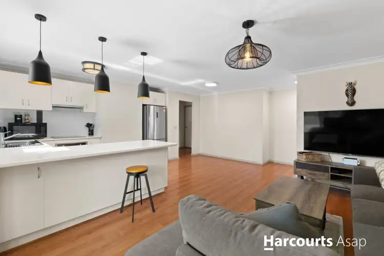 2/20 Poorinda Rise, Narre Warren VIC 3805