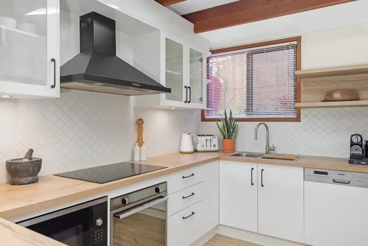 Fourth view of Homely unit listing, 4/1B McLeod Street, Highland Park QLD 4211