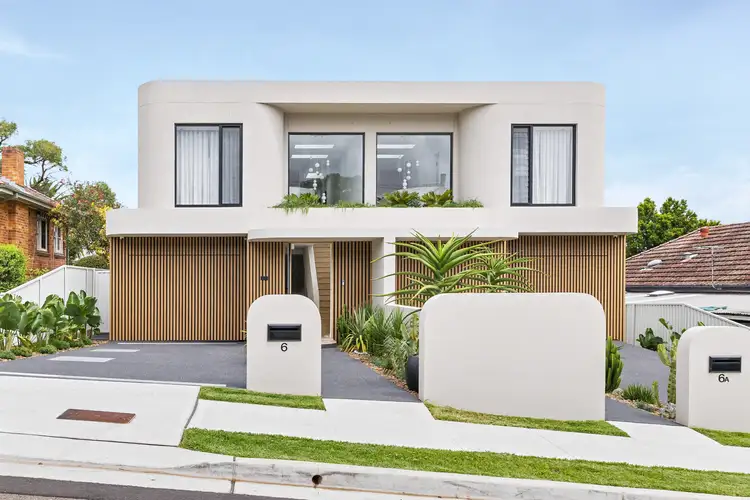 6 Small Street